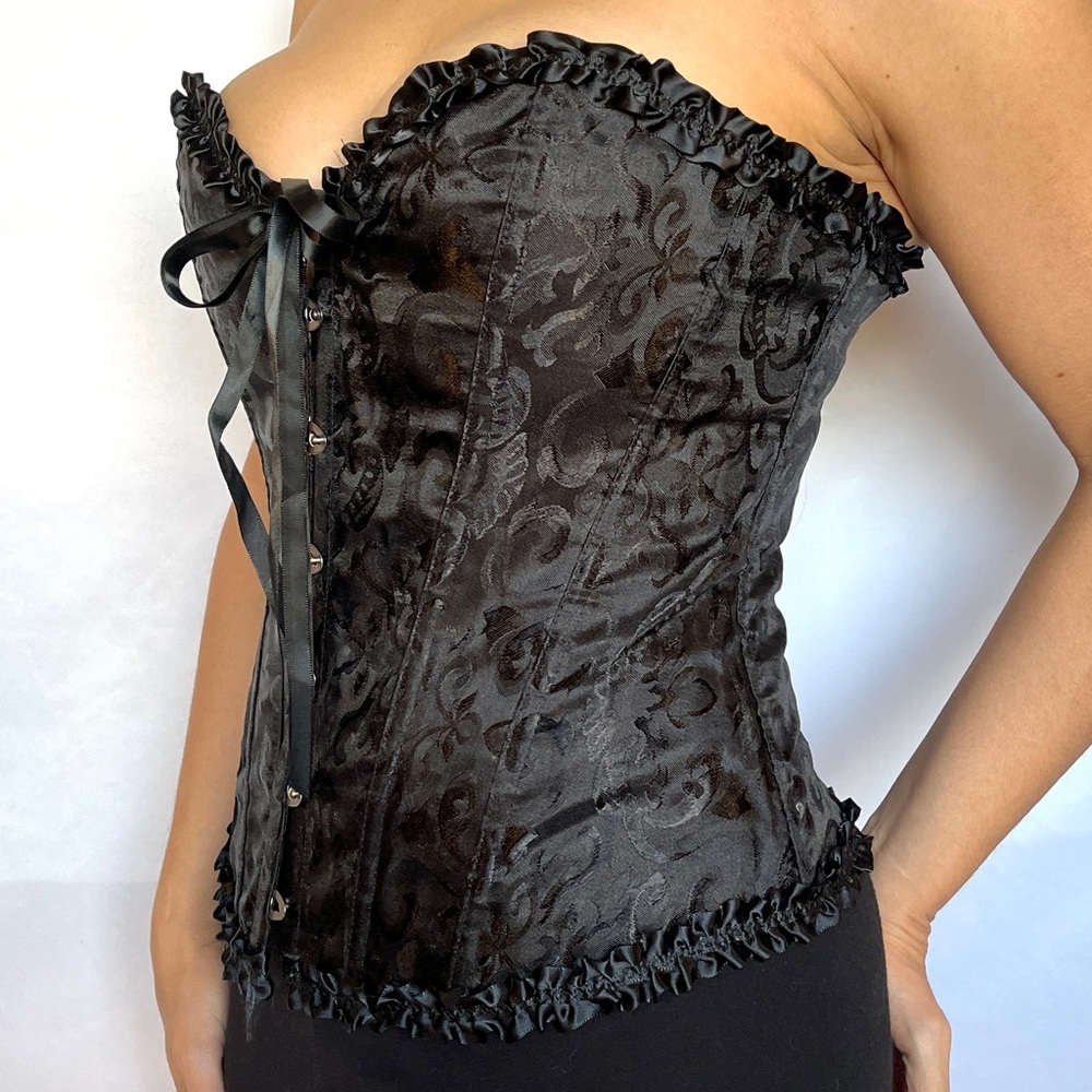Black Strapless Corset